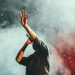Instrumentos musicales y equipos de audio: el musico chileno tambien compra online