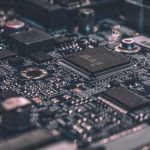 Como abrir una tienda de electronica y accesorios tech sin un gran capital inicial